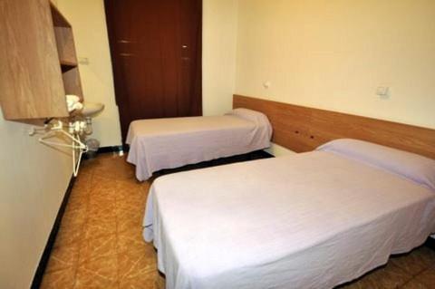 Hostal Can Blanco Sarrià de Ter Habitación foto